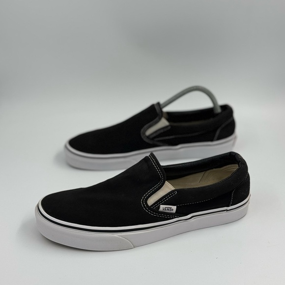 Vans black and white slip on men’s size 9 - Picture 1 of 6